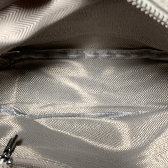 NWOT STLY & LEATHER Fashion Cream colored, guitar strap Crossbody bag - Picture 9 of 15